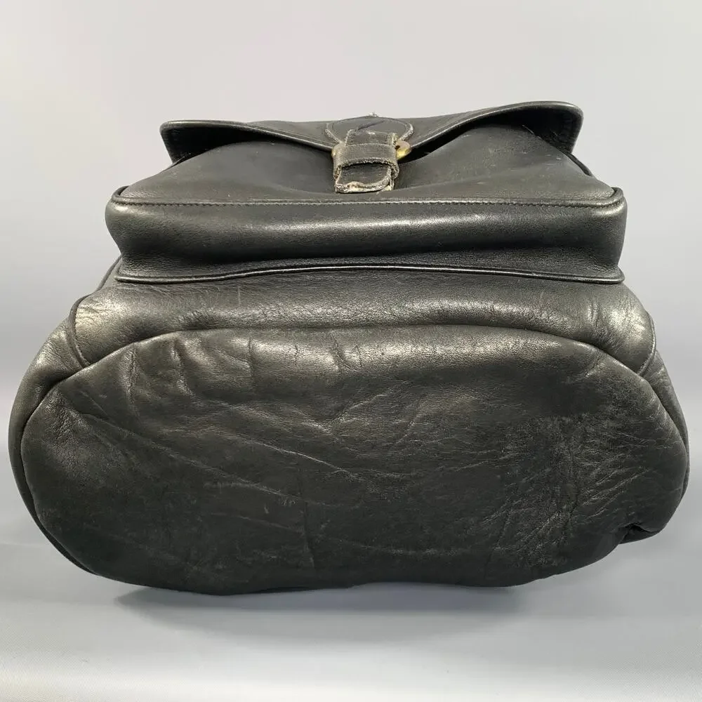 LAURA IN USA Size One Size Black Crackled Leather Backpack